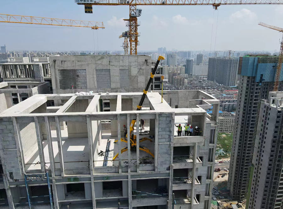 Grúa araña: una solución de elevación versátil